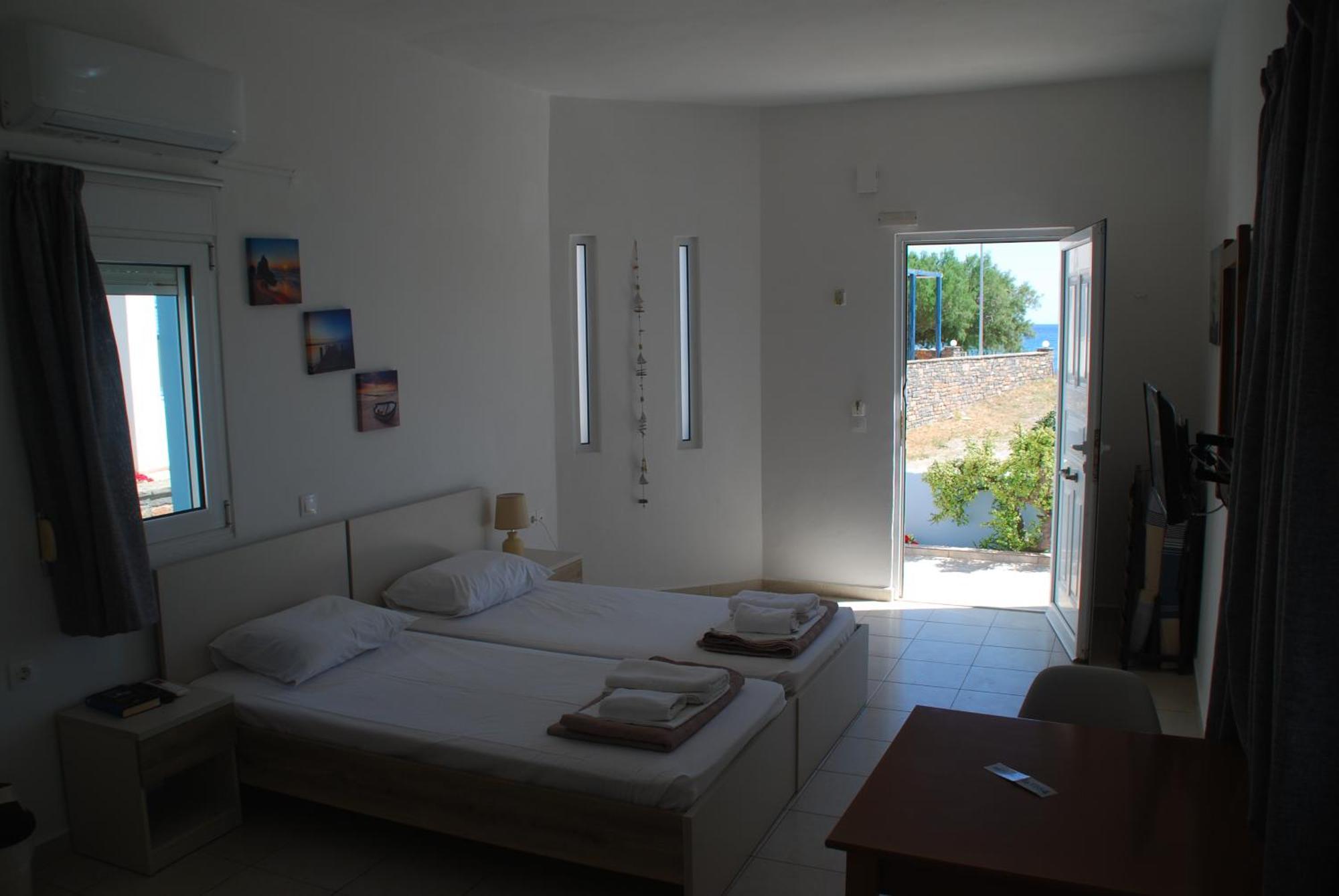 Soula Appartments Makrýgialos エクステリア 写真