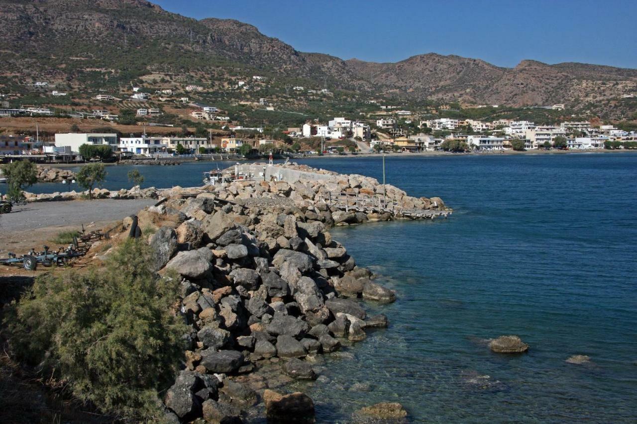 Soula Appartments Makrýgialos エクステリア 写真